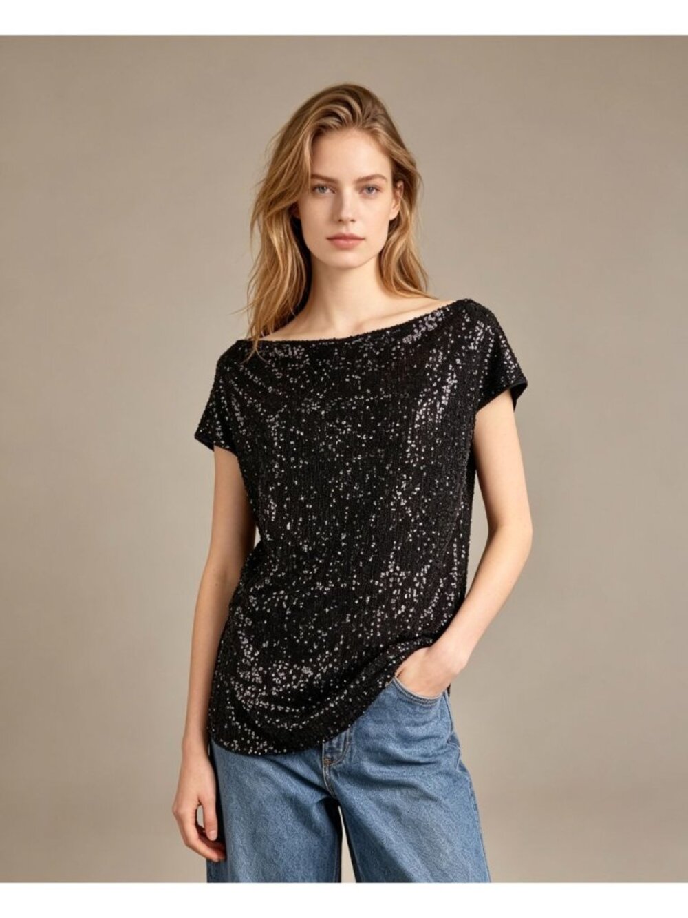 NWOT Mint Velvet Black Sequins Top Stretch Short-Sleeved T-Shirt Size S